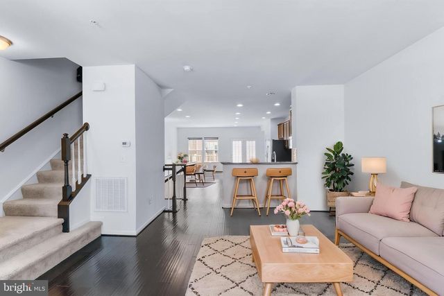 5365 S CENTER DR, Greenbelt, MD 20770