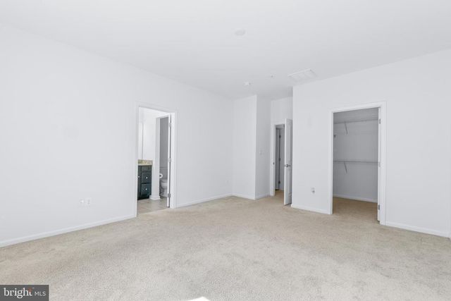 5365 S CENTER DR, Greenbelt, MD 20770