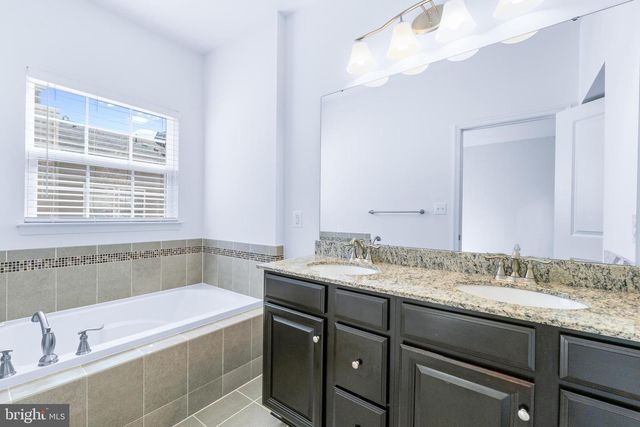 5365 S CENTER DR, Greenbelt, MD 20770