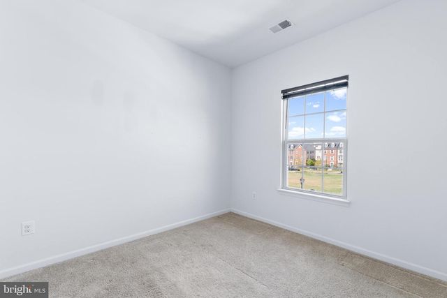 5365 S CENTER DR, Greenbelt, MD 20770