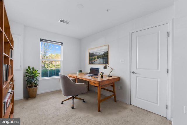 5365 S CENTER DR, Greenbelt, MD 20770