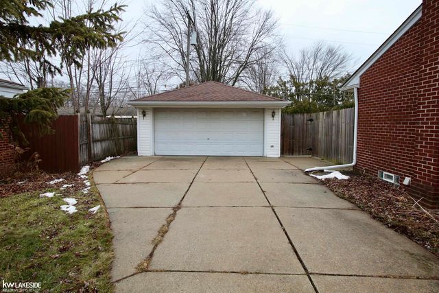 36344 Nitchun Street, Clinton Twp, MI 48035