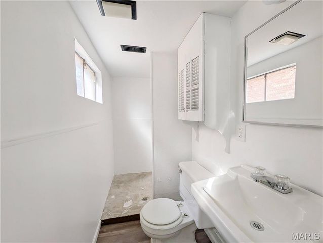 4443 Remus Drive, Florissant, MO 63033