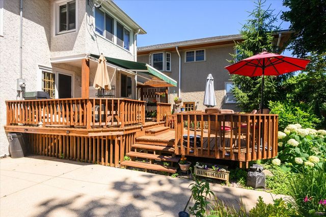 836 N Grove Avenue, Oak Park, IL 60302