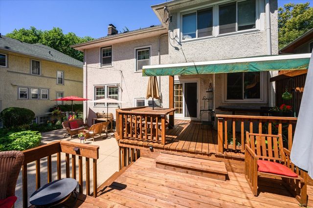 836 N Grove Avenue, Oak Park, IL 60302