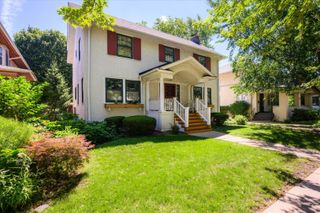 836 N Grove Avenue, Oak Park, IL 60302
