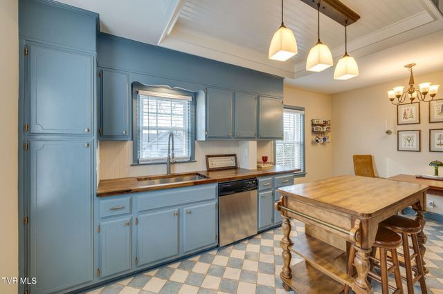 1037 Watauga Street, Kingsport, TN 37660