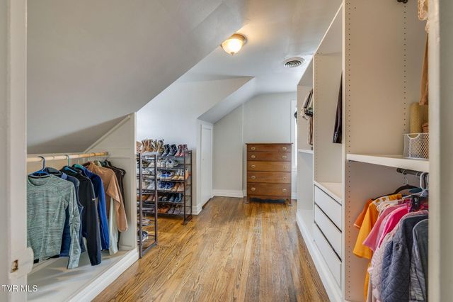 1037 Watauga Street, Kingsport, TN 37660