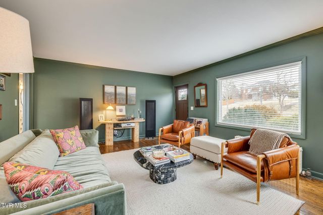 1037 Watauga Street, Kingsport, TN 37660