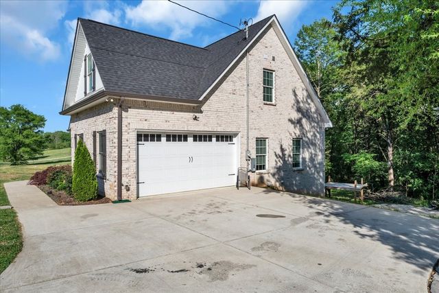 2820 Hwy 82, E, Bell Buckle, TN 37020