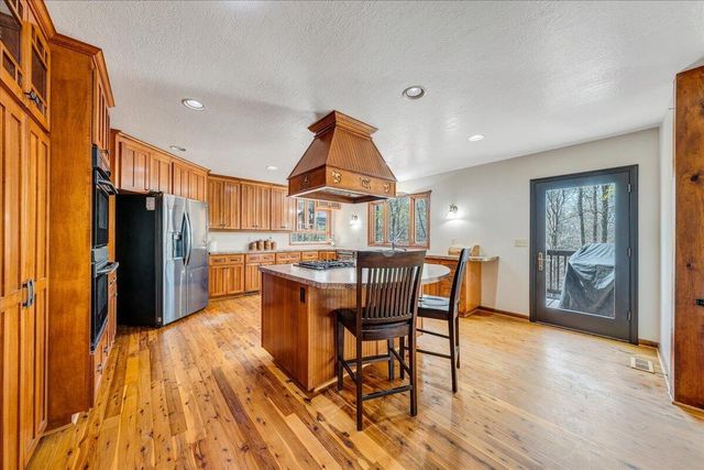 485 Promise LN, Rocky Mount, VA 24151
