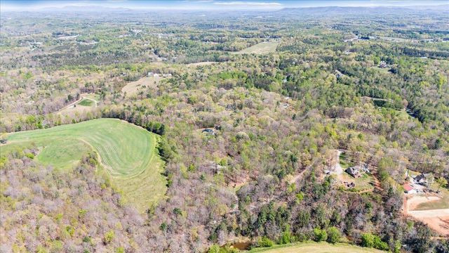 485 Promise LN, Rocky Mount, VA 24151