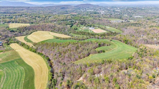 485 Promise LN, Rocky Mount, VA 24151