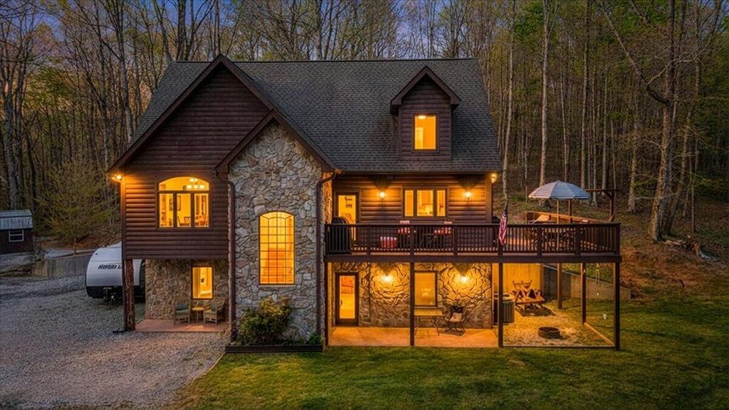 485 Promise LN, Rocky Mount, VA 24151