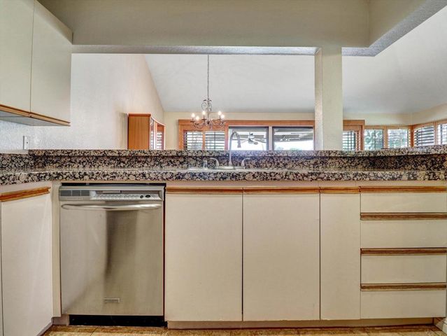 41103 Woodhaven Drive N, Palm Desert, CA 92211