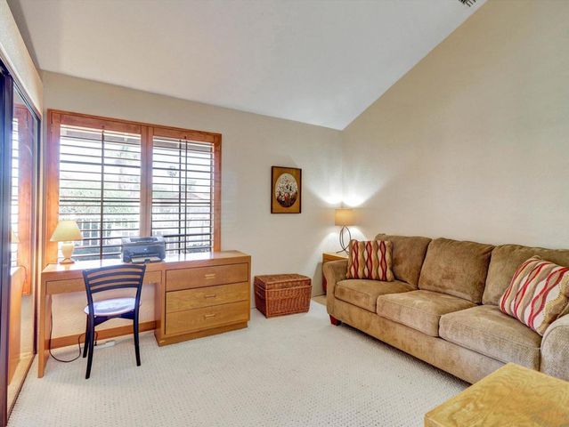 41103 Woodhaven Drive N, Palm Desert, CA 92211