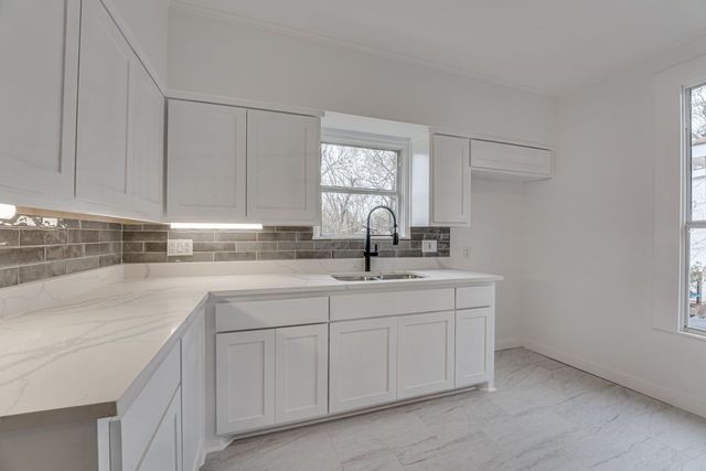 114 E Ross Street, Waxahachie, TX 75165