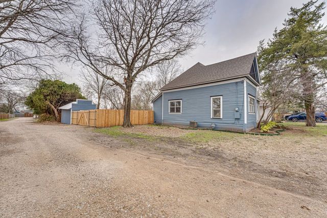114 E Ross Street, Waxahachie, TX 75165