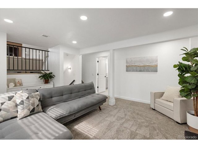 8790 Lamar Dr, Arvada, CO 80003