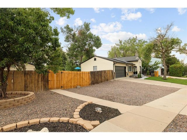 8790 Lamar Dr, Arvada, CO 80003