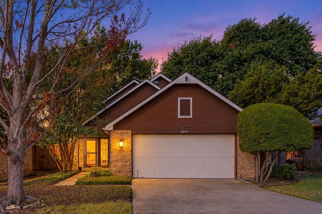 2535 Lake Bend Terrace, Carrollton, TX 75006 — photo 2