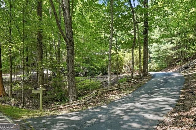 1121 Woodland Trace, Jasper, GA 30143