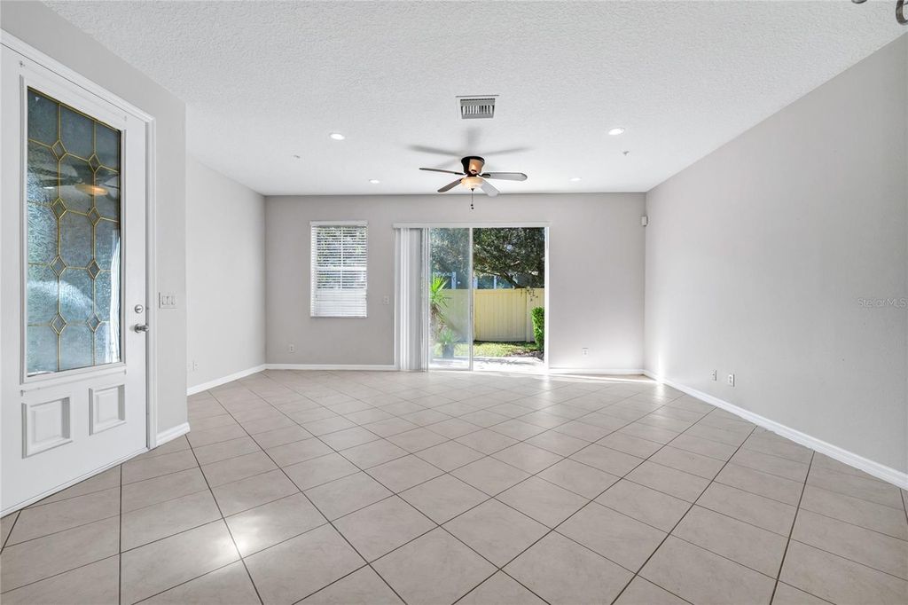 Image 12 of property listing at 4848 FIORAZANTE AVENUE, Orlando, FL 32839