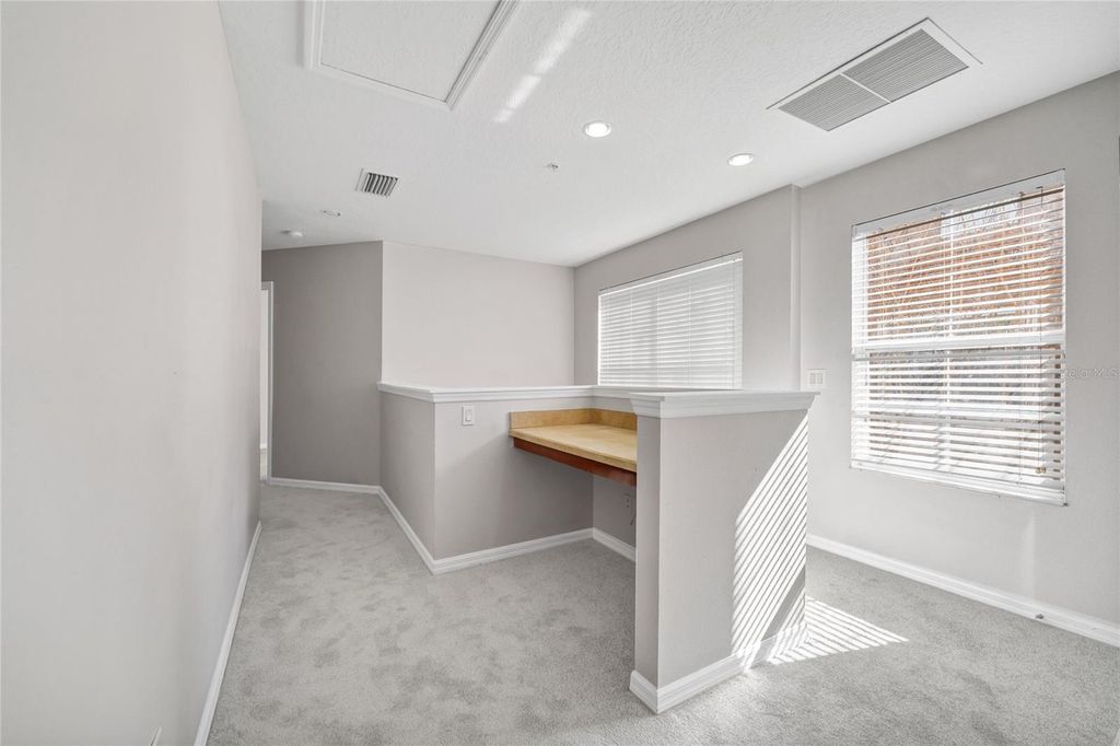 Image 15 of property listing at 4848 FIORAZANTE AVENUE, Orlando, FL 32839