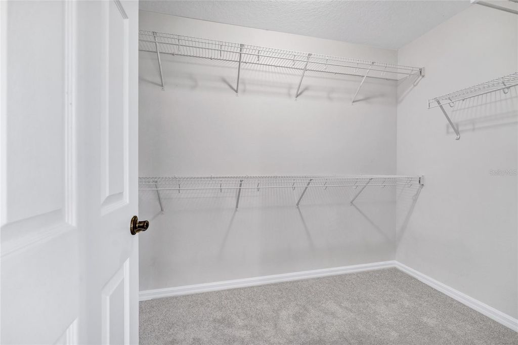 Image 20 of property listing at 4848 FIORAZANTE AVENUE, Orlando, FL 32839