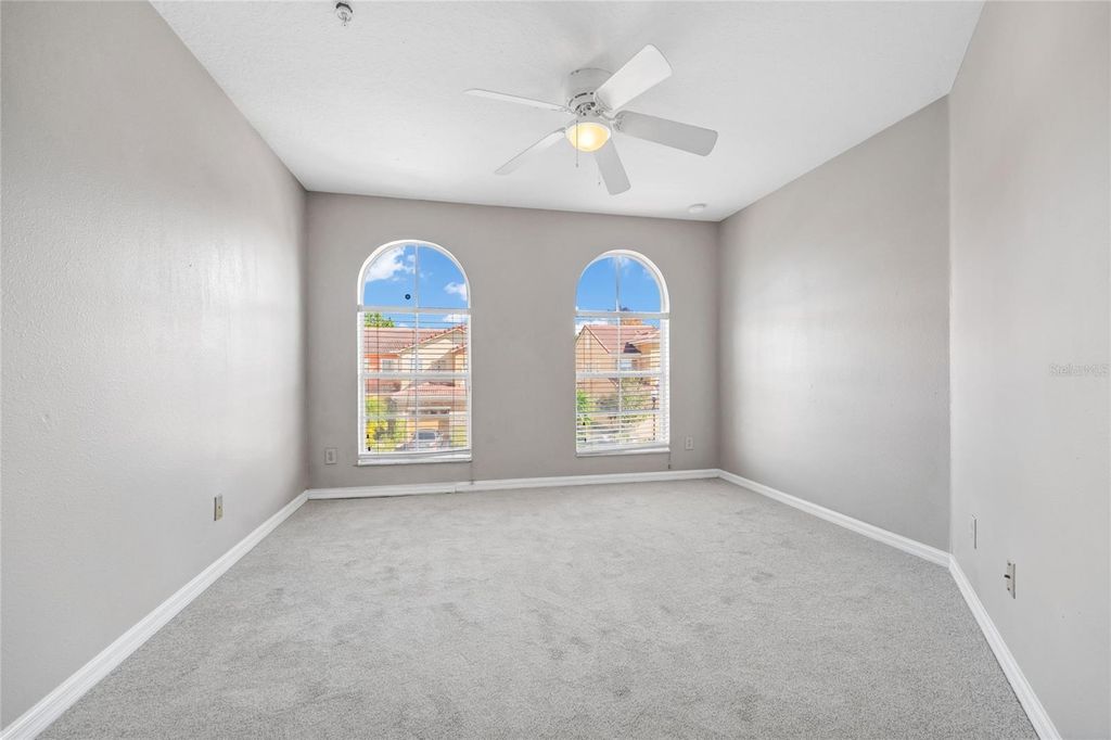 Image 24 of property listing at 4848 FIORAZANTE AVENUE, Orlando, FL 32839