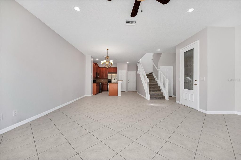 Image 5 of property listing at 4848 FIORAZANTE AVENUE, Orlando, FL 32839