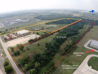 1409 Welch ST, Taylor, TX 76574