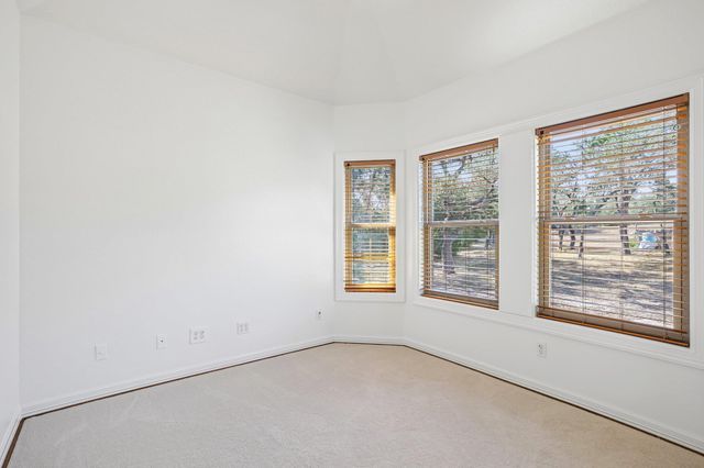 404 Saddlehorn DR, Dripping Springs, TX 78620