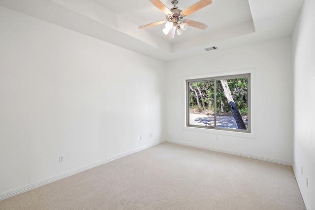 404 Saddlehorn DR, Dripping Springs, TX 78620