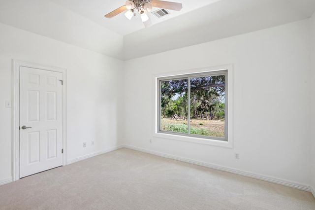 404 Saddlehorn DR, Dripping Springs, TX 78620