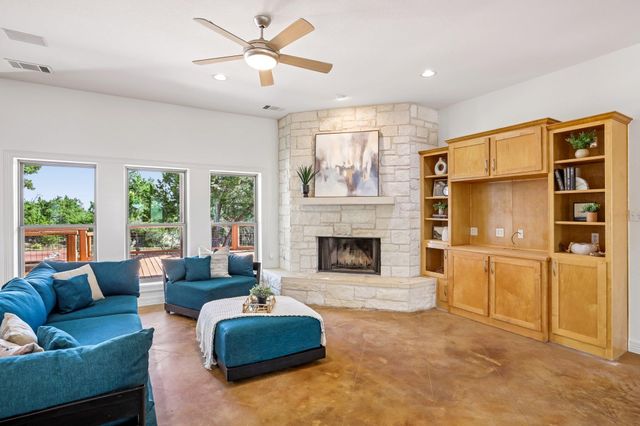 404 Saddlehorn DR, Dripping Springs, TX 78620
