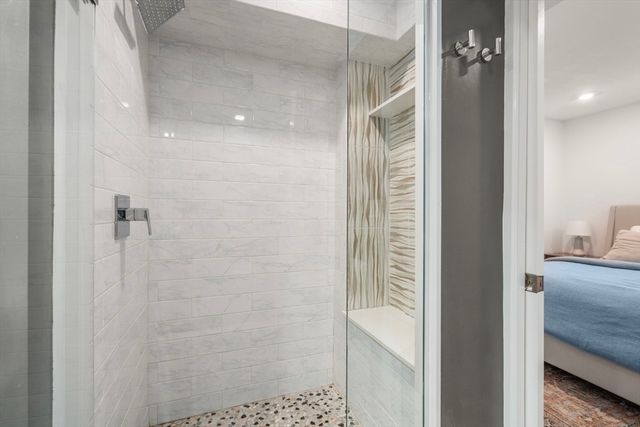 256 Sycamore St 256, Watertown, MA 02472