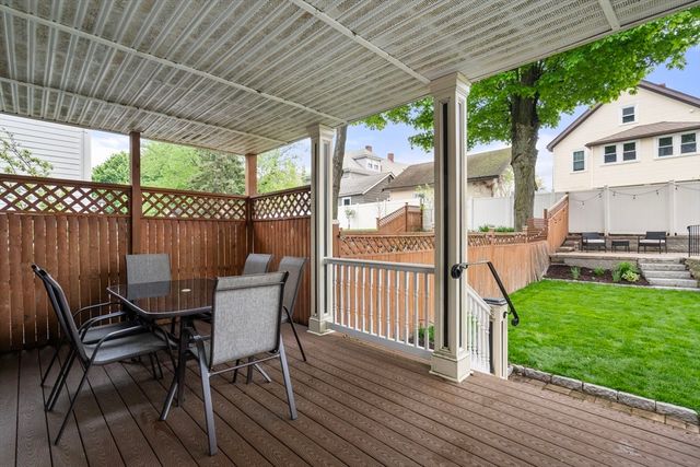 256 Sycamore St 256, Watertown, MA 02472