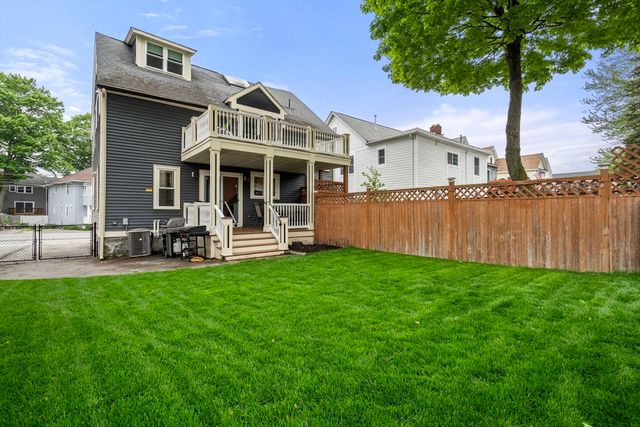 256 Sycamore St 256, Watertown, MA 02472