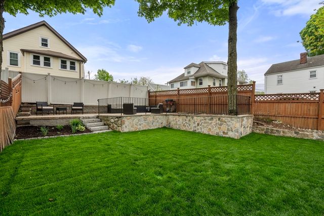 256 Sycamore St 256, Watertown, MA 02472