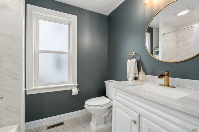 256 Sycamore St 256, Watertown, MA 02472