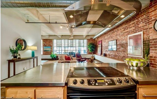 435 Monticello Ave Unit 200C, Norfolk, VA 23510