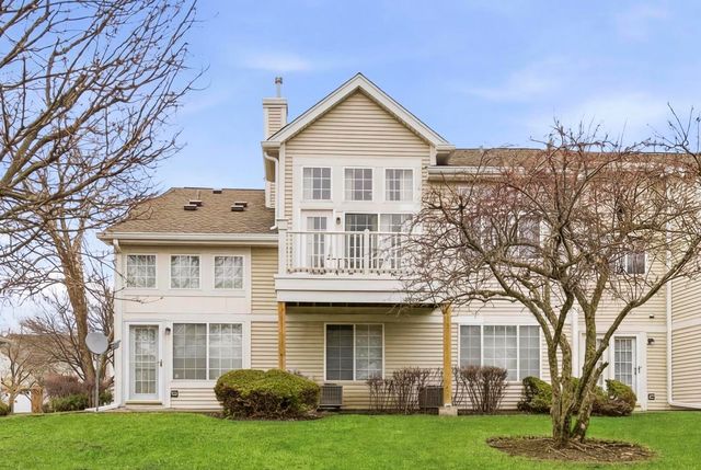 2038 Cambria Court 2038, Northbrook, IL 60062