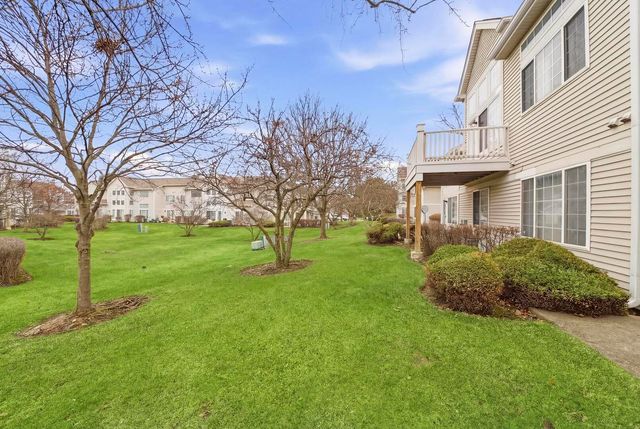 2038 Cambria Court 2038, Northbrook, IL 60062