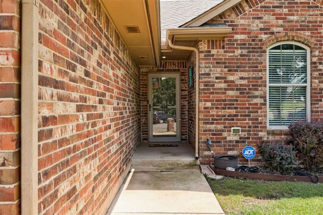 2500 SE 93rd Street, Moore, OK 73160