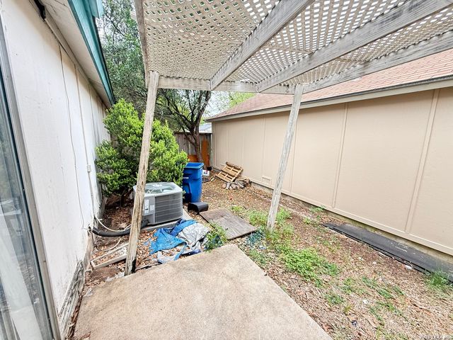 10119 Galesburg, San Antonio, TX 78250