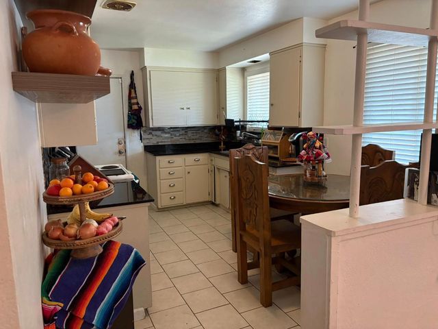 441 Elgin Ave, Lodi, CA 95240