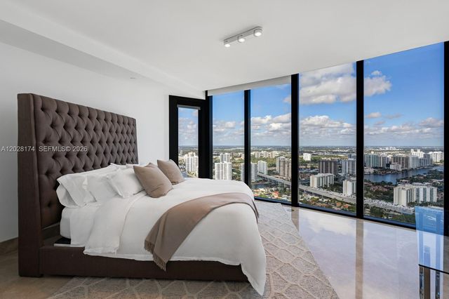 18555 Collins Ave 5105, Sunny Isles Beach, FL 33160