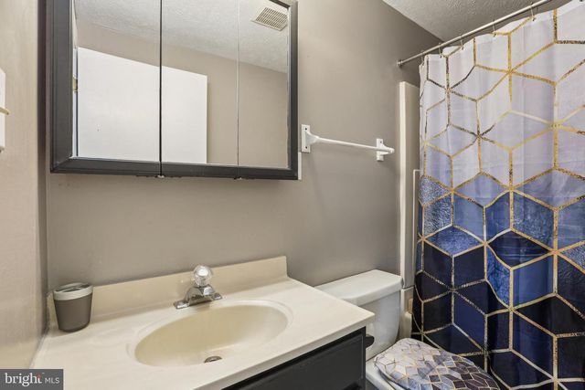 8435 ARBUTUS RD, Pasadena, MD 21122