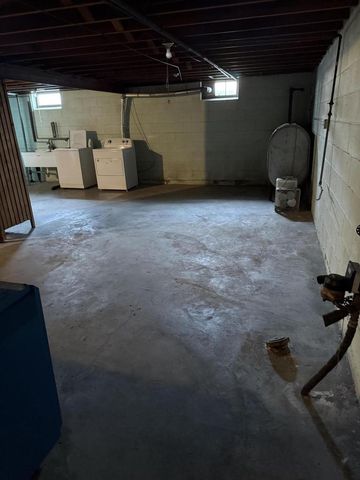 4411 S 68th STREET, Milwaukee, WI 53220